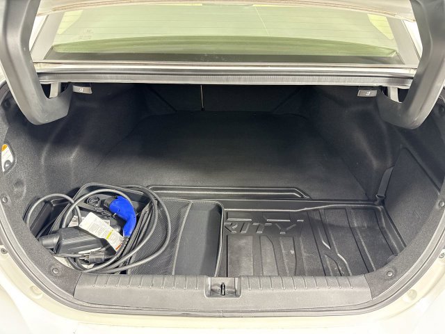 Used 2021 Honda Clarity Touring image 32