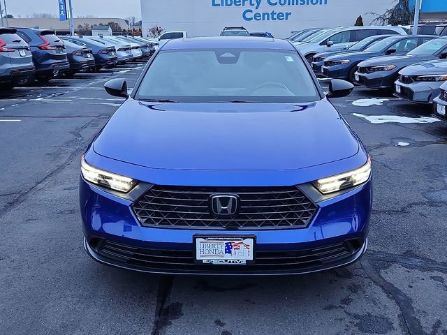 Used 2023 Honda Accord Sport image 2