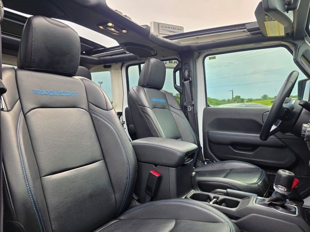 Used 2023 Jeep Wrangler Unlimited Rubicon 4xe w/ Cold Weather Group AWD/4WD image 24