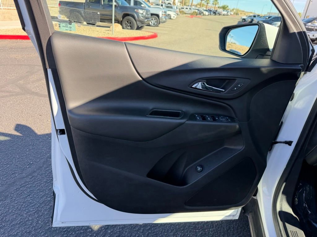 Used 2024 Chevrolet Equinox LT image 23