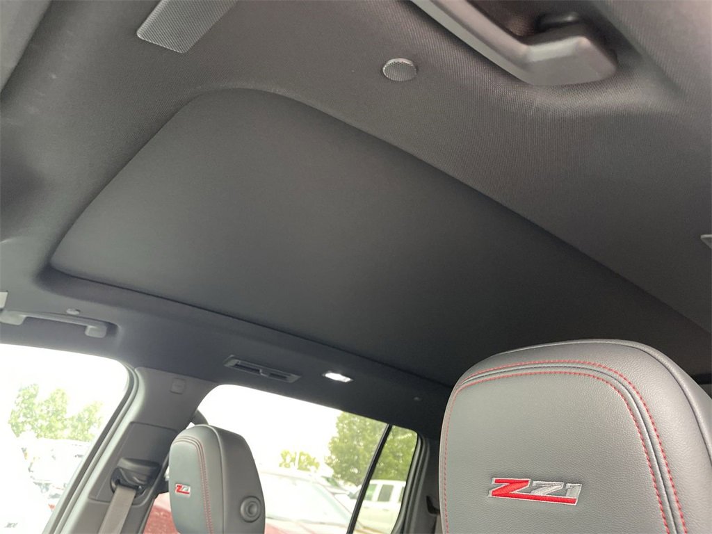 New 2026 Chevrolet Traverse Z71 w/ LPO, Floor Liner Package image 21