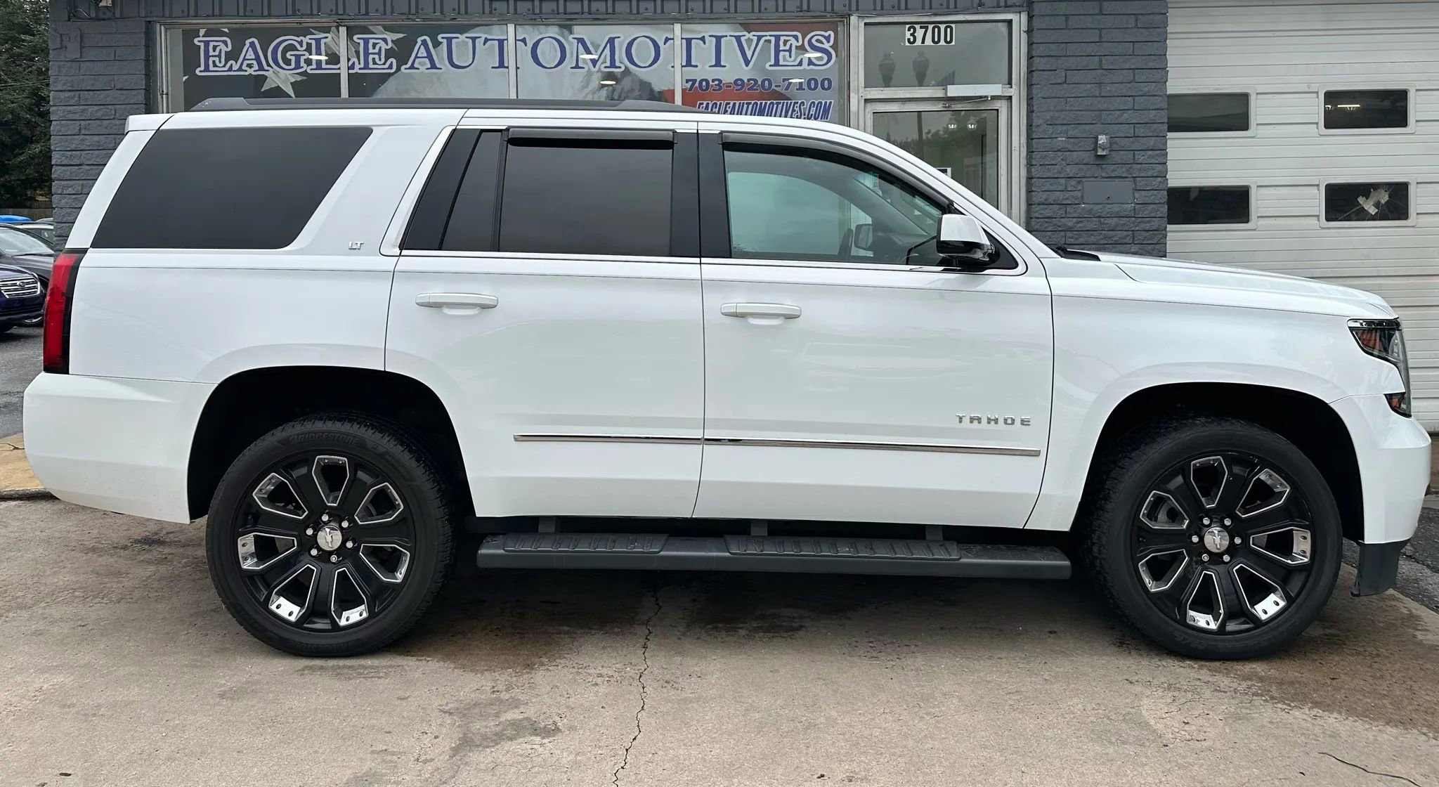Used 2019 Chevrolet Tahoe LT image 2