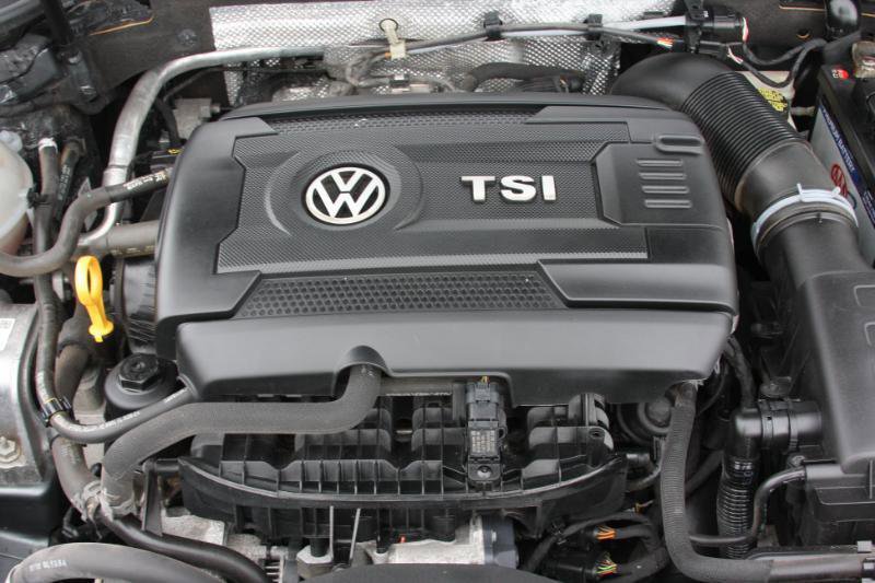 Used 2017 Volkswagen Golf Alltrack SE image 16