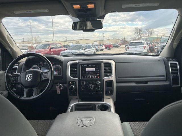 Used 2017 RAM 1500 Classic SLT w/ SLT Plus D￩cor Group image 37