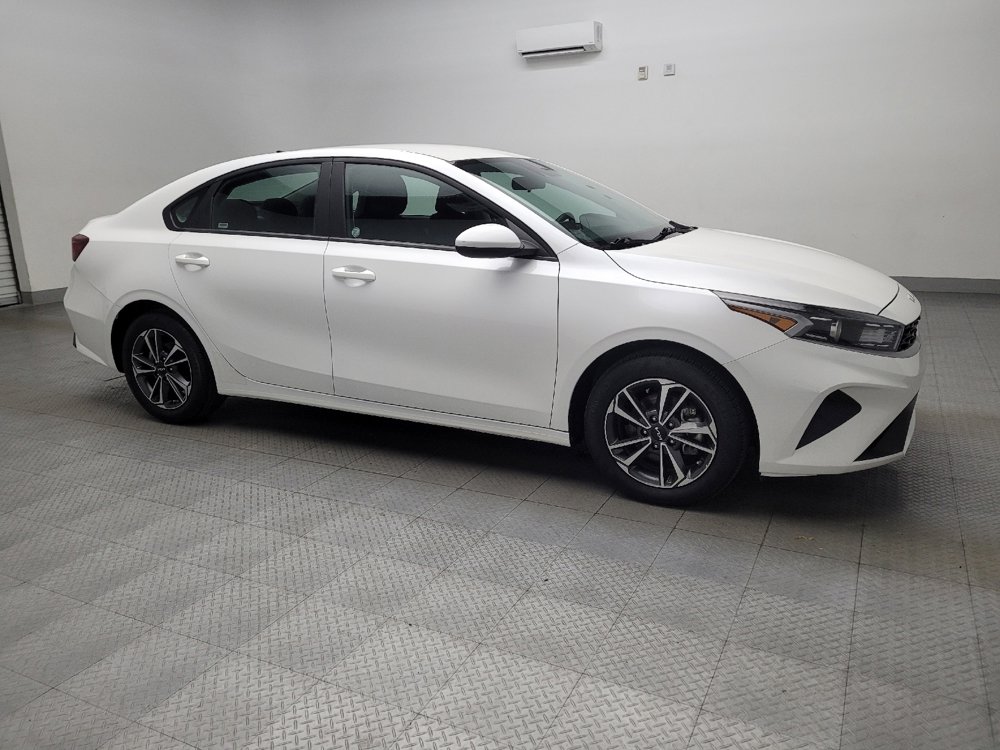 Used 2024 Kia Forte LXS image 11