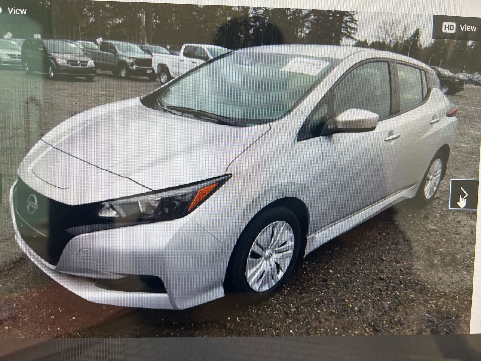 Used 2023 Nissan Leaf S image 2