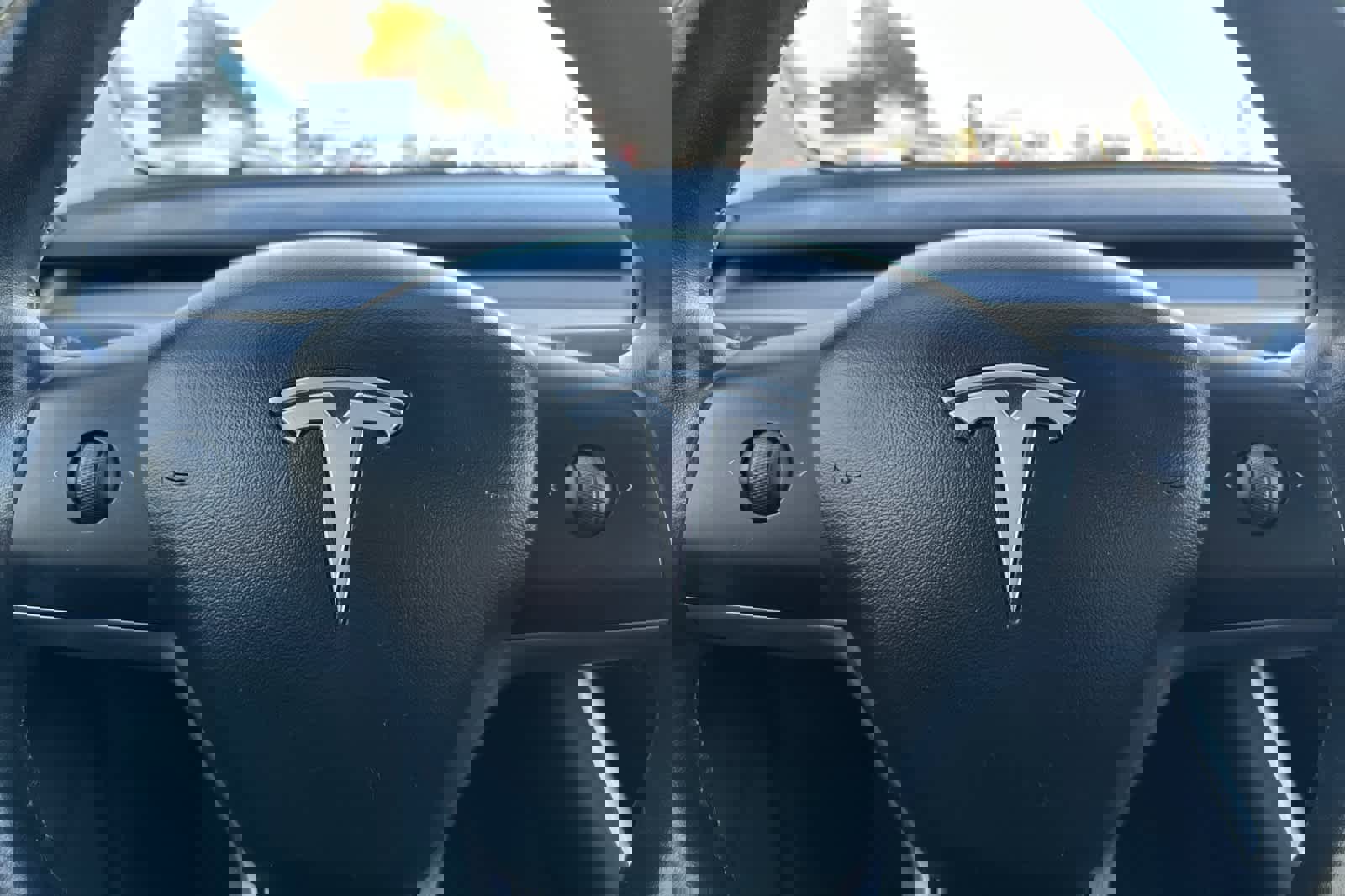 Used 2019 Tesla Model 3 Standard Range Plus image 23