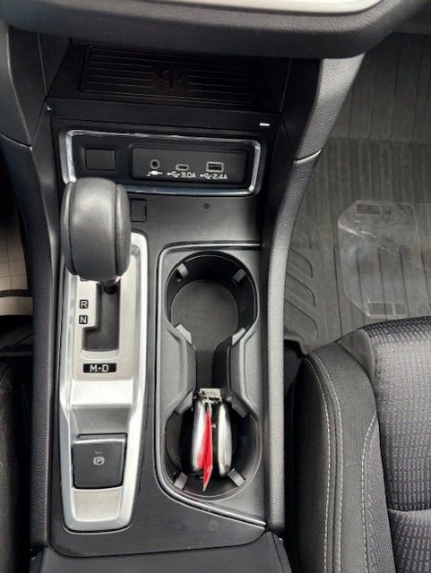 Used 2023 Subaru Ascent Premium w/ Convenience Package image 16