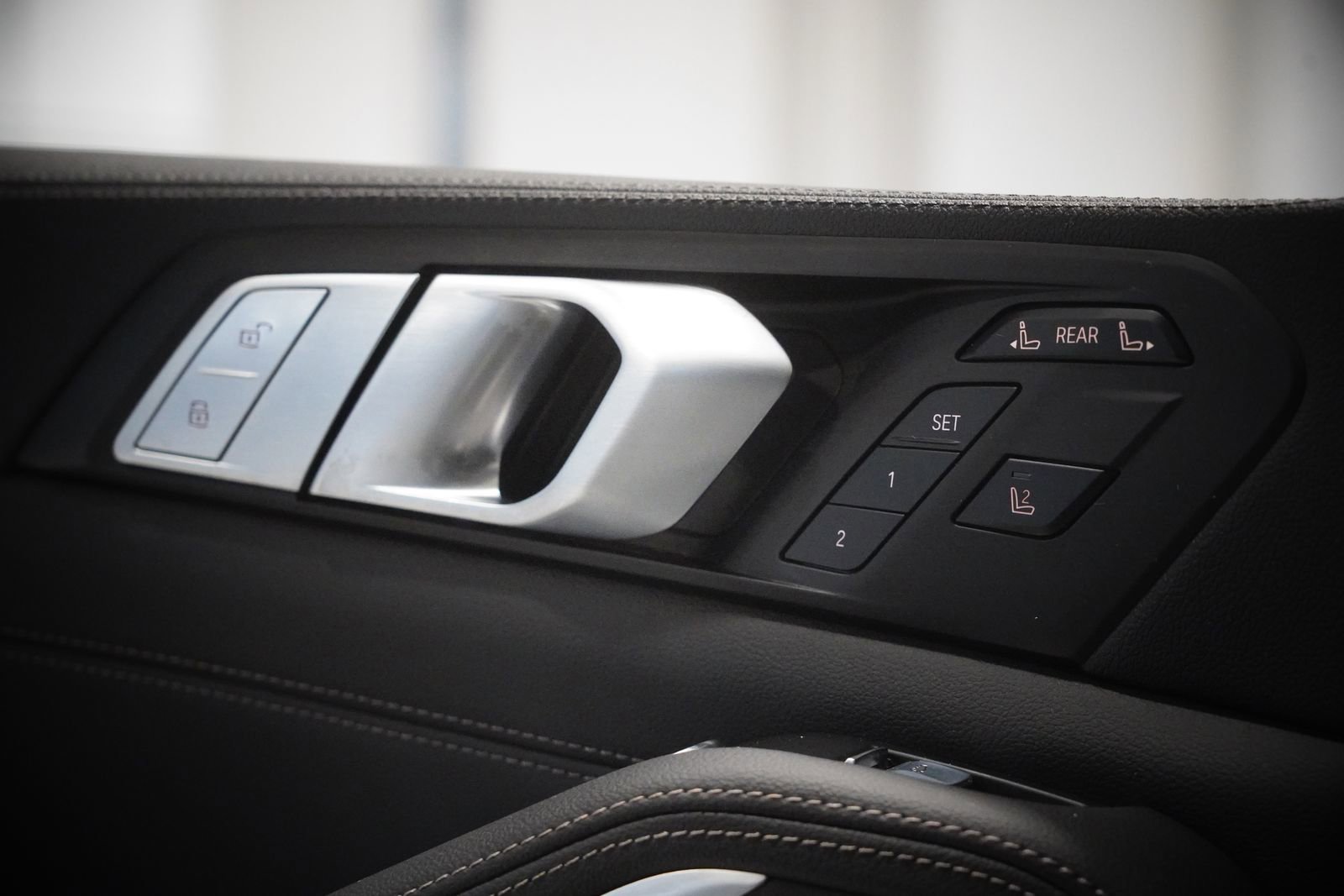 Used 2021 BMW X7 xDrive40i w/ Executive Package 2 image 30