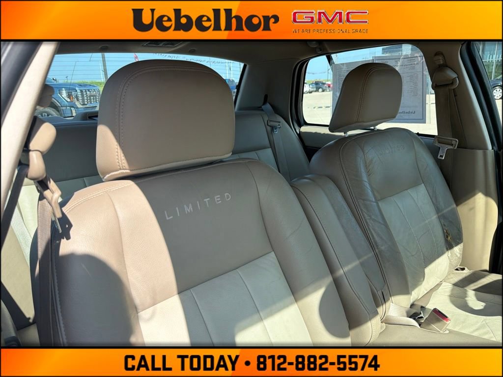 Used 2003 Mercury Grand Marquis LS RWD image 4