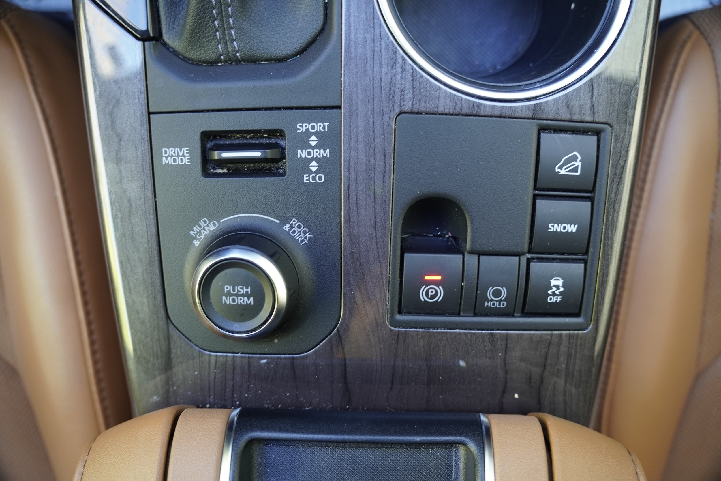 Used 2023 Toyota Highlander Platinum AWD/4WD image 31