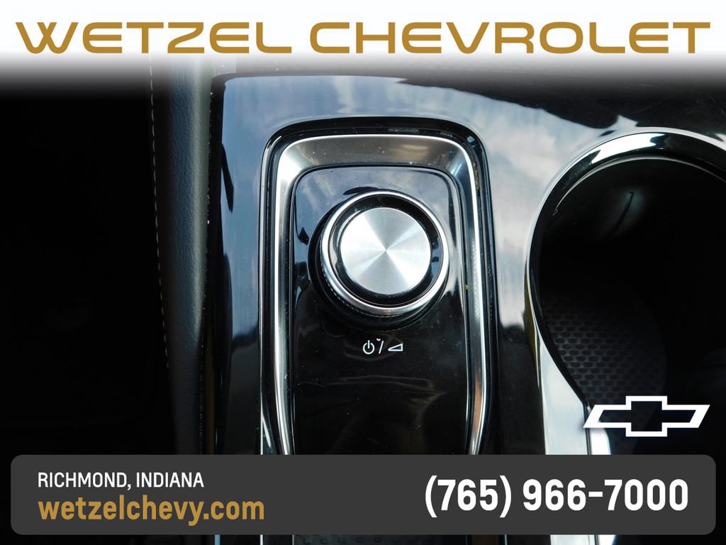 Used 2025 Buick Envision Sport Touring AWD/4WD image 32