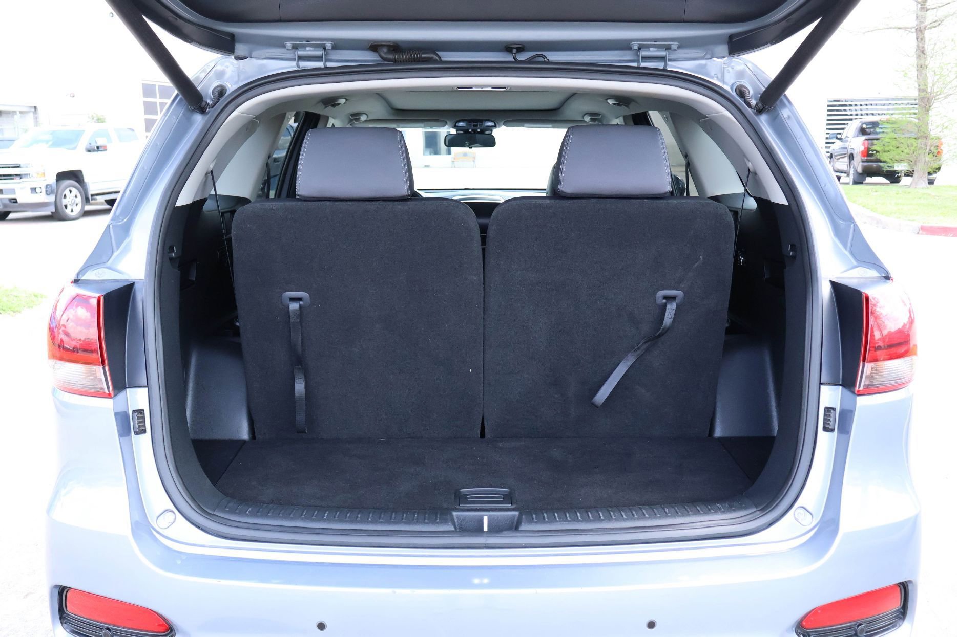 Used 2020 Kia Sorento EX image 19