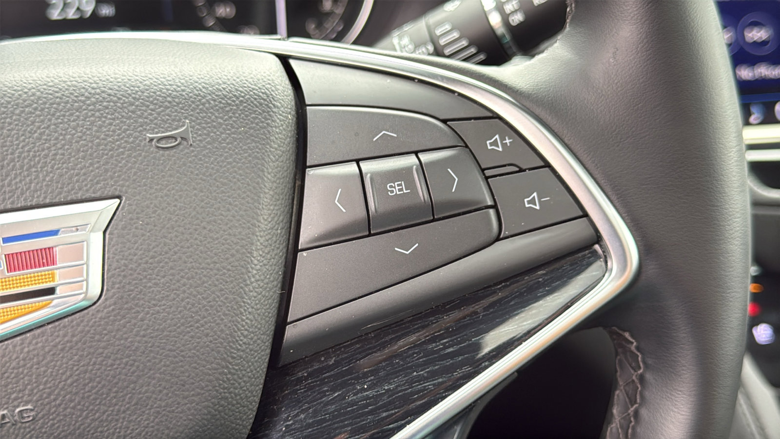 Certified 2025 Cadillac XT5 Premium Luxury image 19