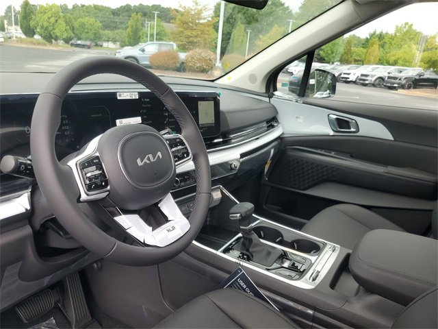 New 2026 Kia Carnival SX image 13