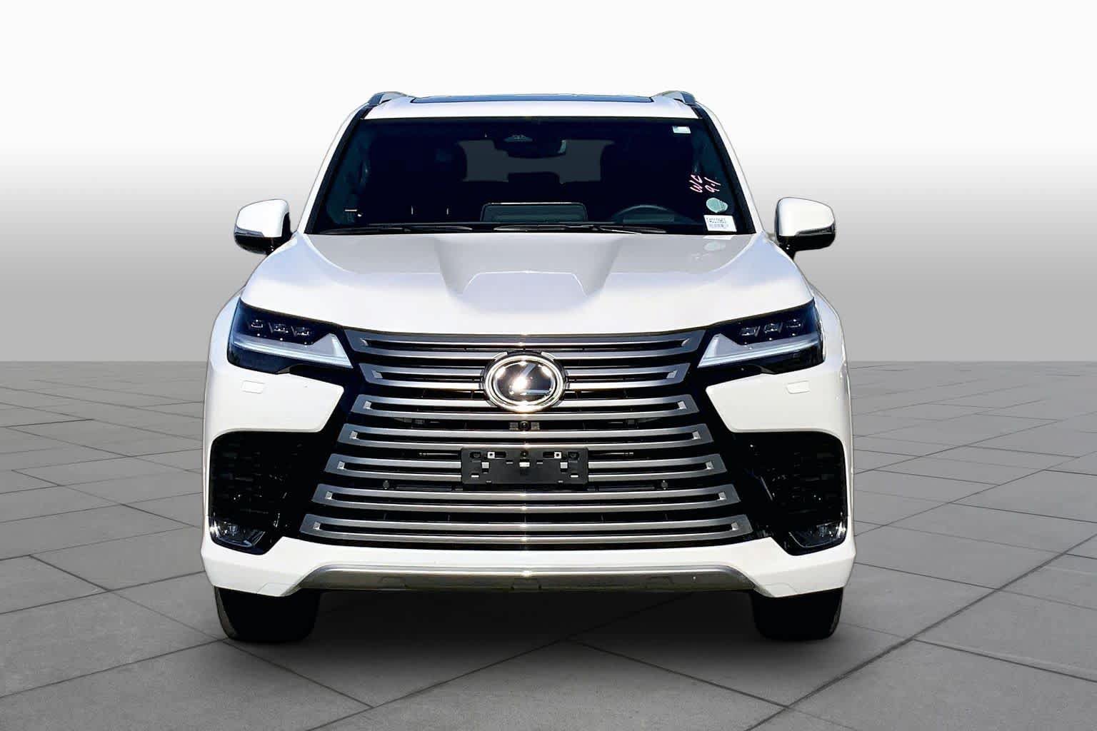 Used 2026 Lexus LX 700h Luxury w/ Accessory Package (Z1) AWD/4WD image 4