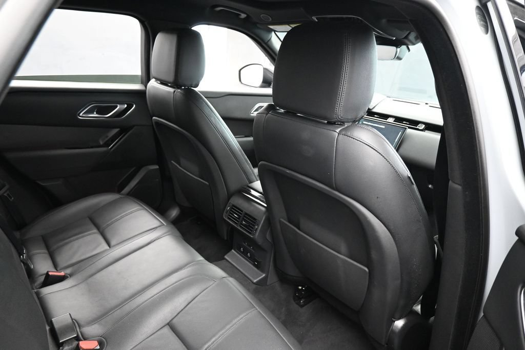 Used 2025 Land Rover Range Rover Velar Dynamic SE AWD/4WD image 43