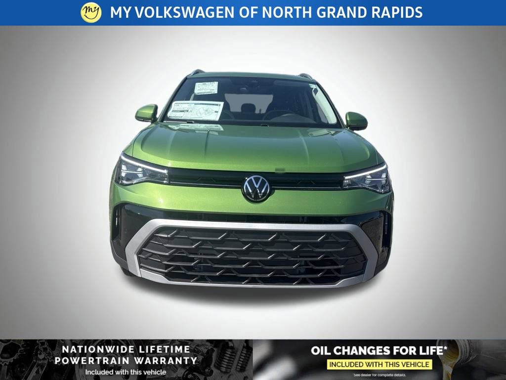 New 2026 Volkswagen Taos SE AWD/4WD video 2