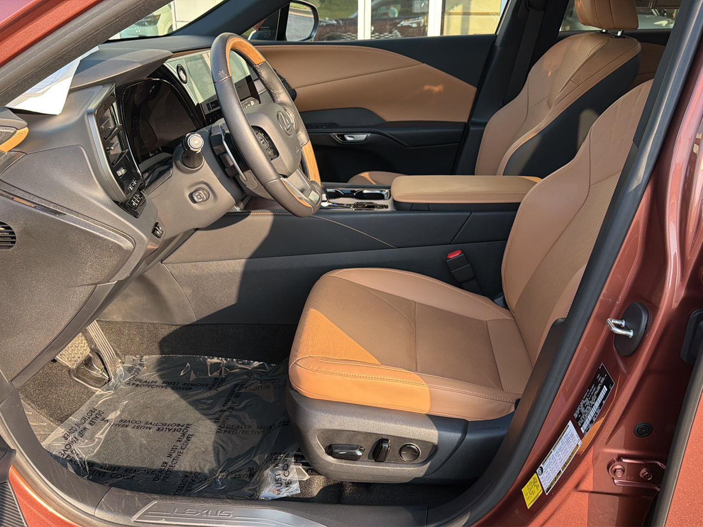 Certified 2025 Lexus RX 350 Premium Plus w/ Accessory Package (Z1) FWD image 10