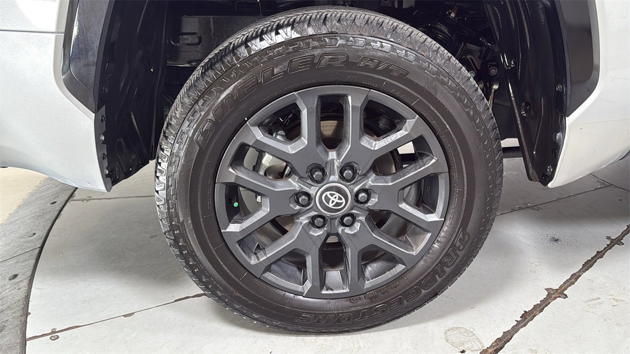Used 2025 Toyota Tundra Platinum image 22