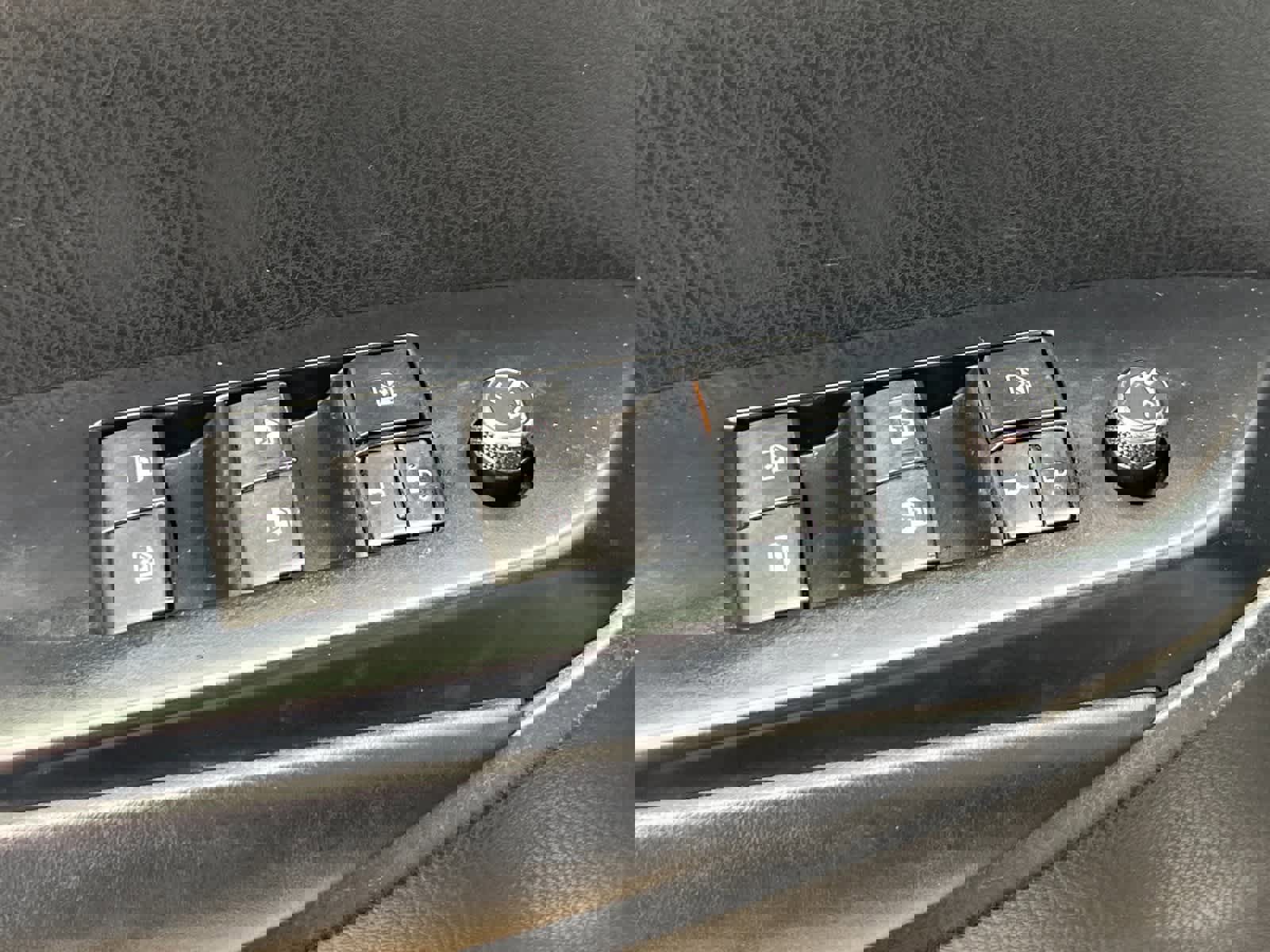 Used 2019 Toyota Highlander XLE image 13