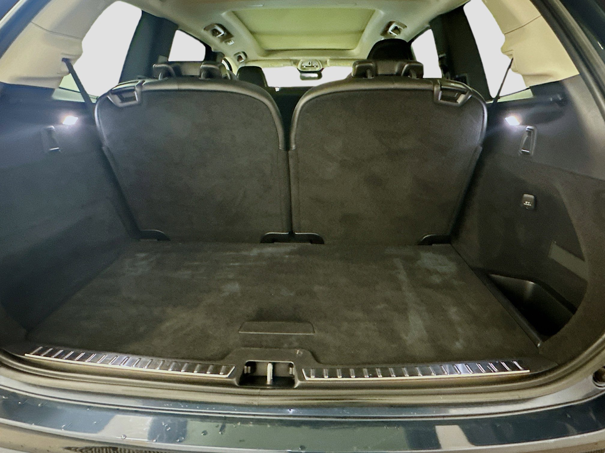 Used 2023 Volvo XC90 B5 Core AWD/4WD image 30