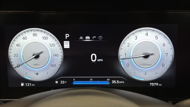 Used 2024 Hyundai Elantra SEL image 20
