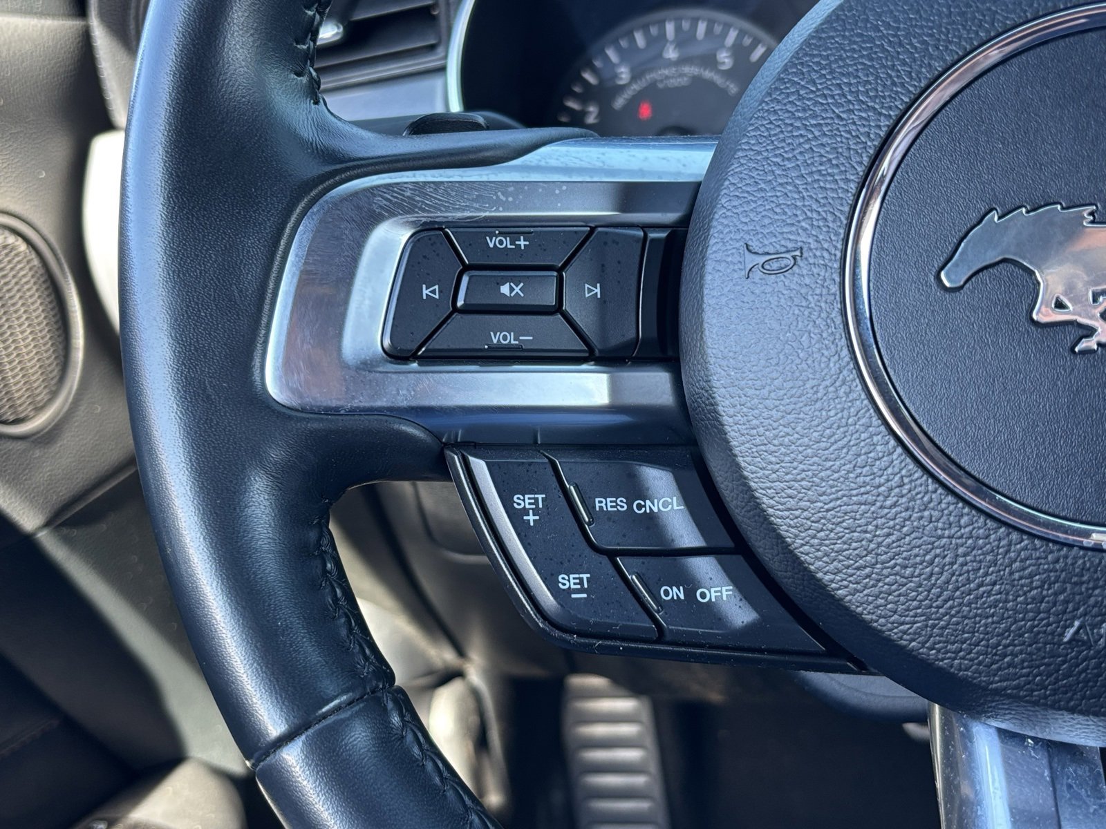 Used 2023 Ford Mustang GT Premium image 22