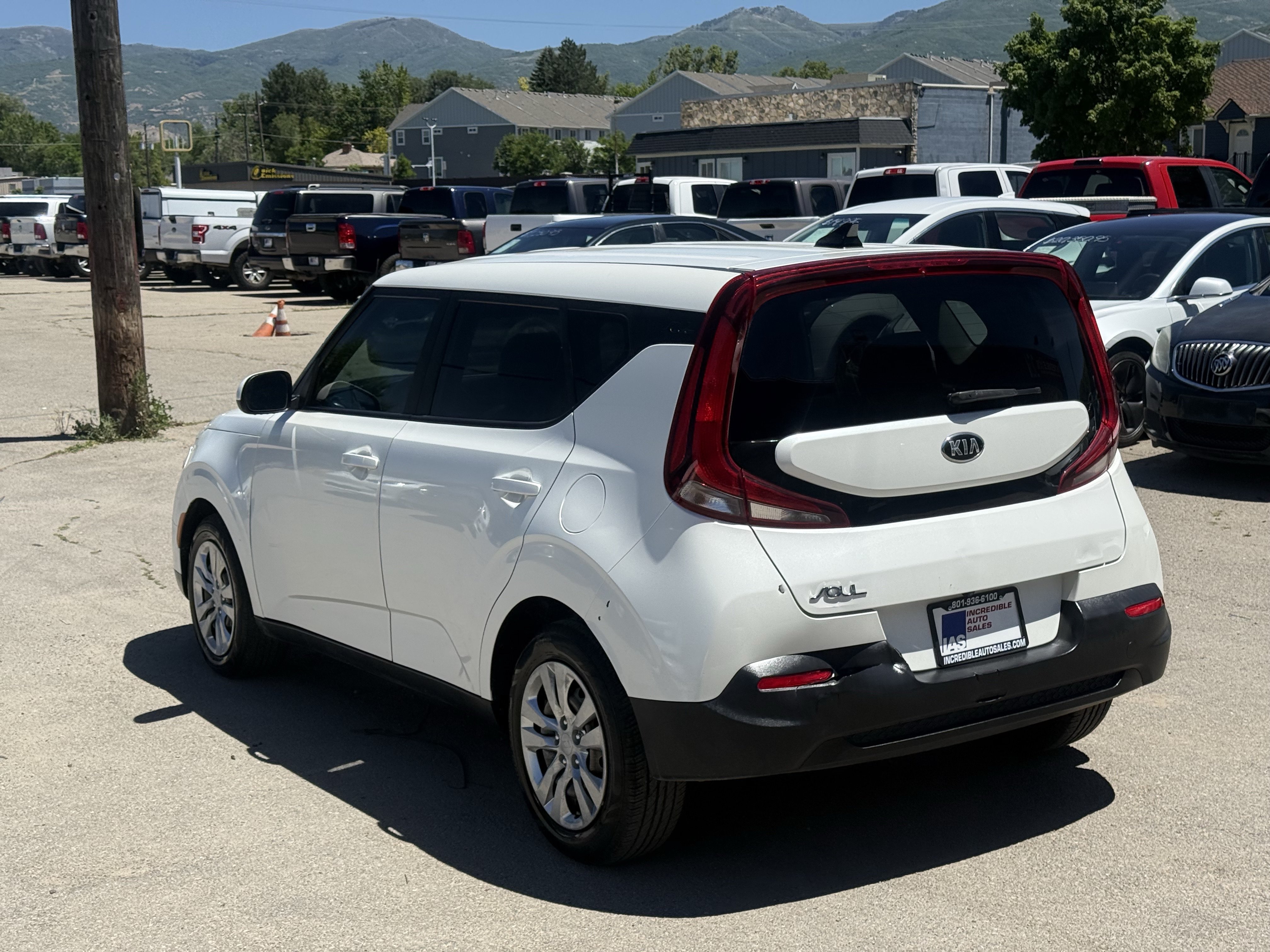 Used 2021 Kia Soul LX FWD image 6