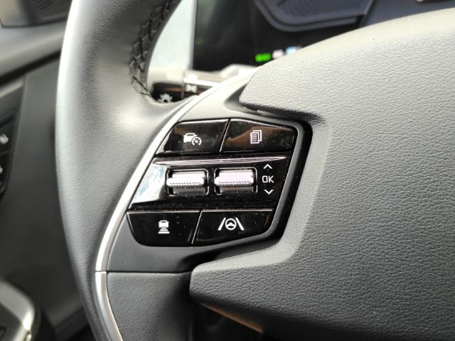 Used 2024 Kia EV6 Light RWD image 35