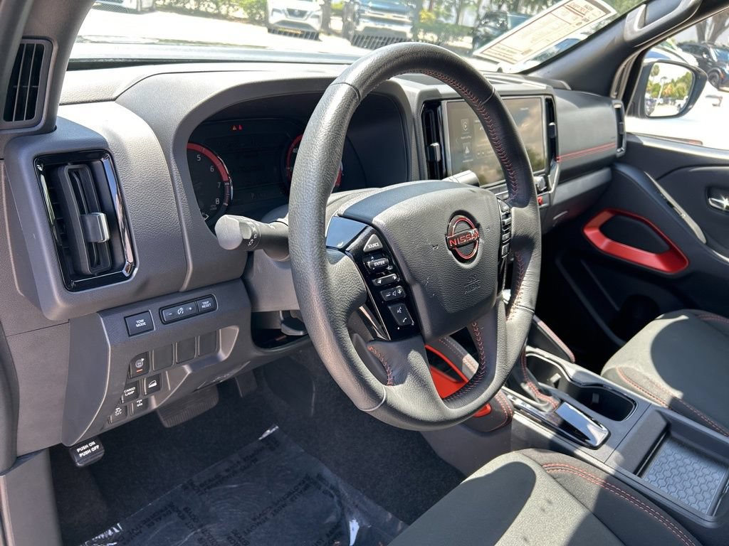 Certified 2025 Nissan Frontier PRO-4X AWD/4WD image 24