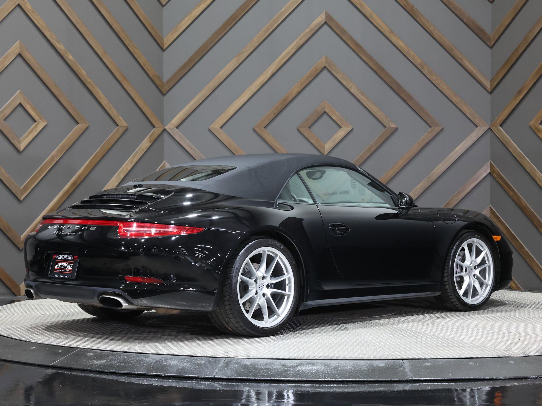 Used 2013 Porsche 911 Carrera image 3
