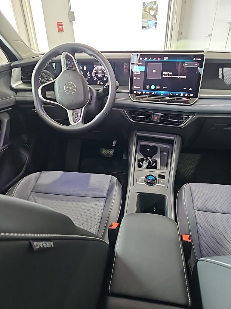 New 2026 Volkswagen Tiguan SE image 25