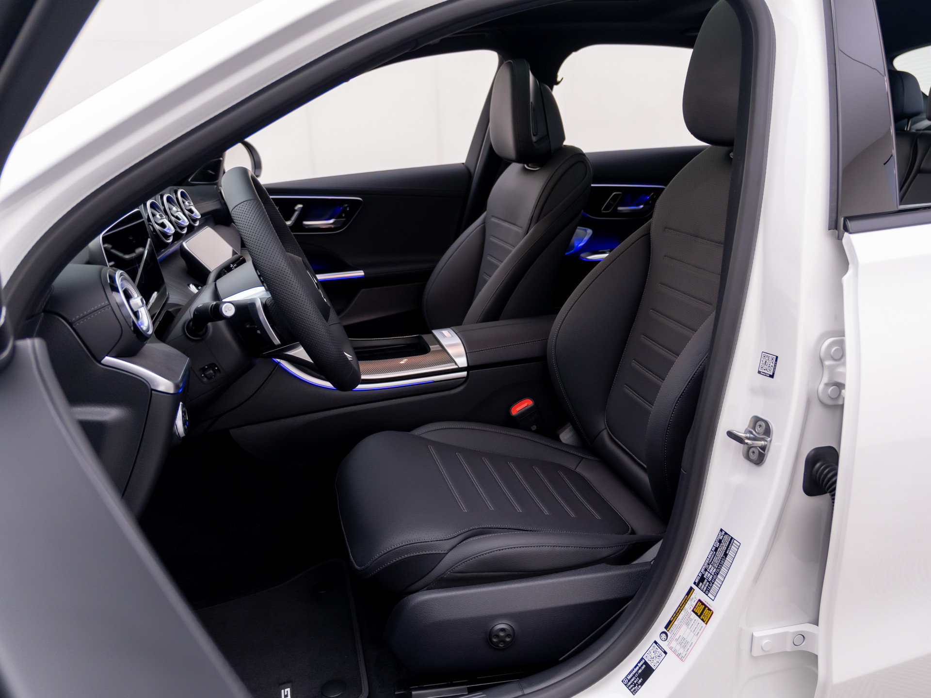 New 2026 Mercedes-Benz C 300 4MATIC Sedan image 17