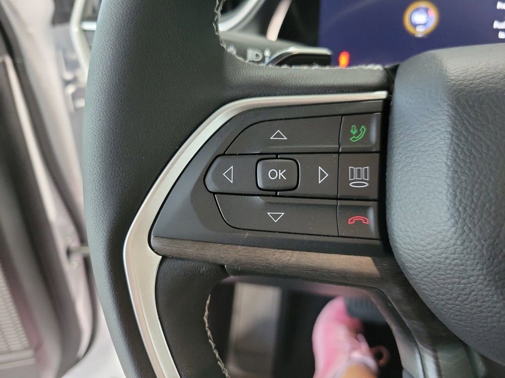 New 2025 Jeep Grand Cherokee Limited image 12