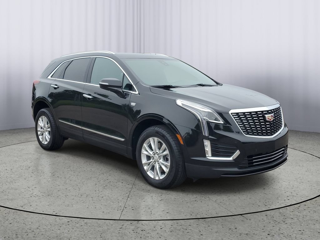Used 2024 Cadillac XT5 Luxury AWD/4WD image 2