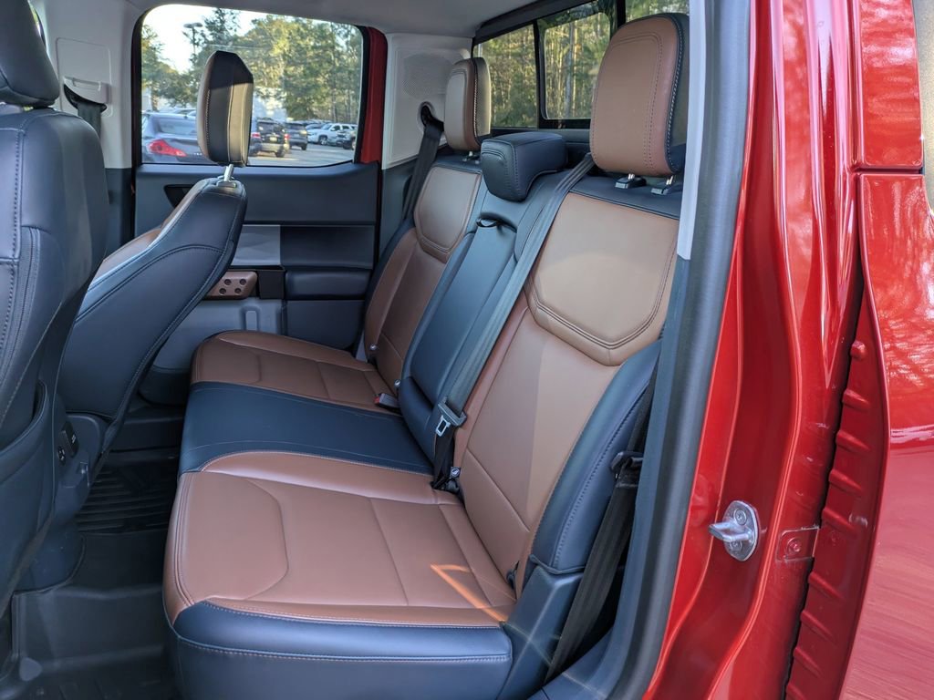 Used 2022 Ford Maverick Lariat w/ Lariat Luxury Package image 14