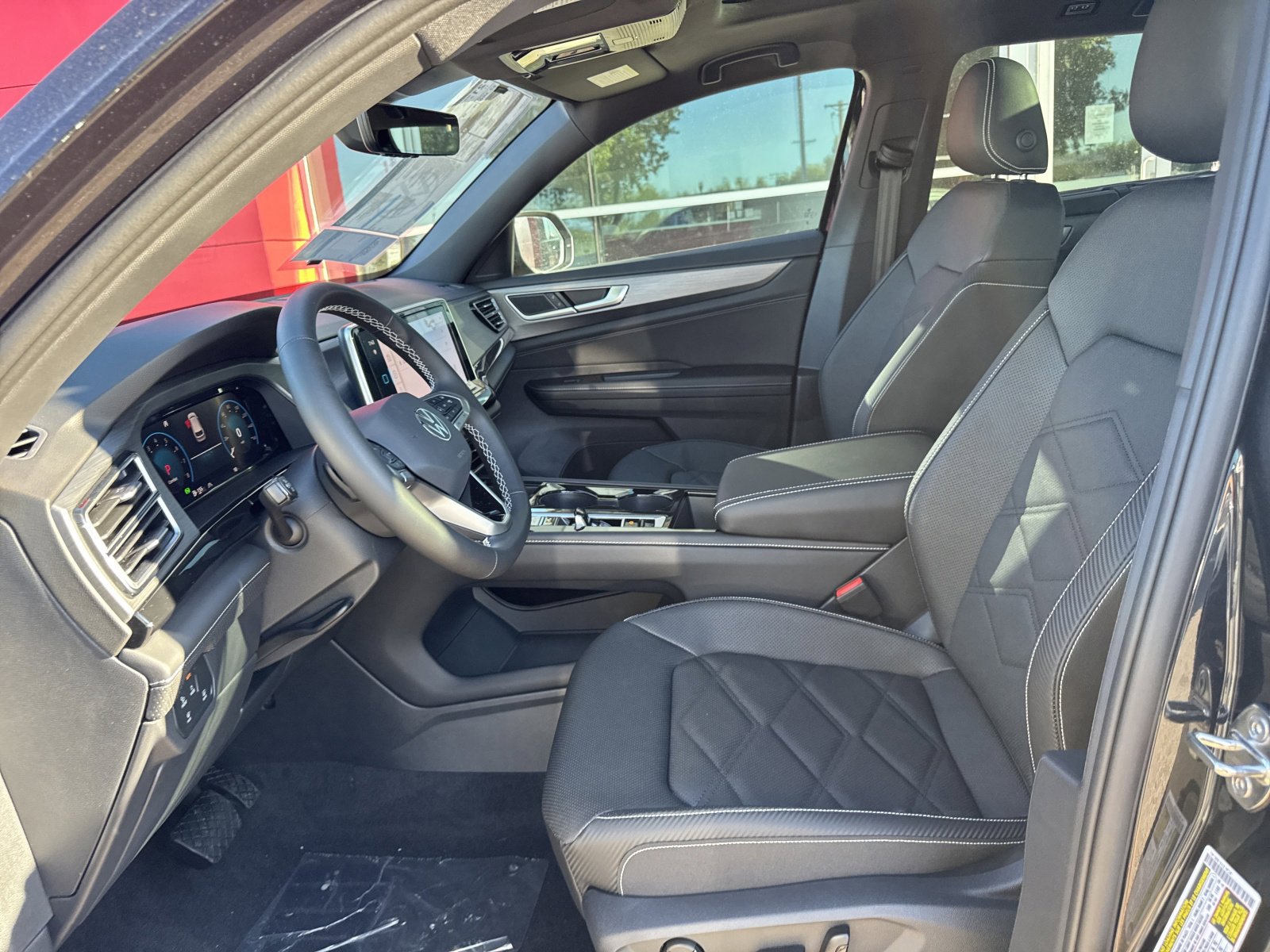 New 2026 Volkswagen Atlas Cross Sport SE image 9