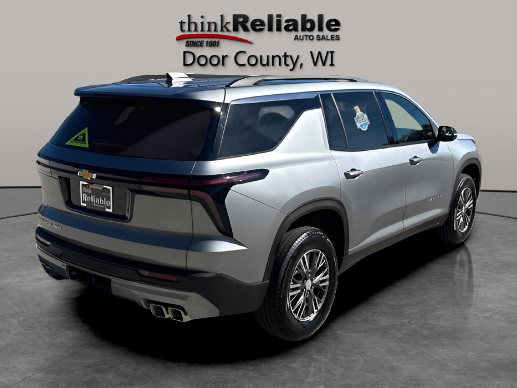 Used 2026 Chevrolet Traverse LT AWD/4WD image 5