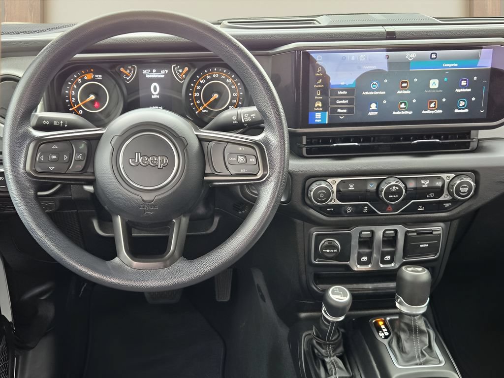 Used 2025 Jeep Wrangler Sport AWD/4WD image 24