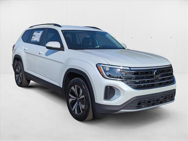 New 2026 Volkswagen Atlas SE FWD image 3