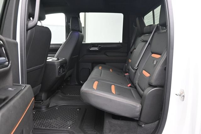 Used 2024 GMC Sierra 2500 AT4 w/ AT4 Premium Plus Package AWD/4WD image 8