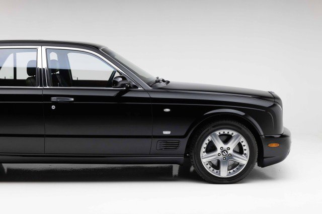 Used 2005 Bentley Arnage T image 23