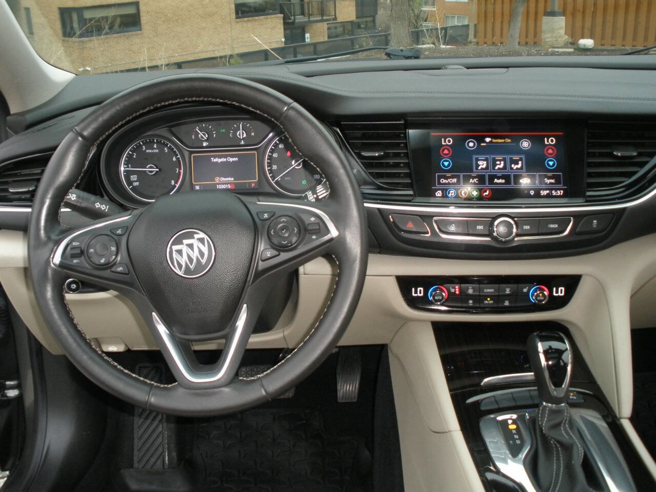 Used 2019 Buick Regal Essence w/ Driver Confidence Package I image 36