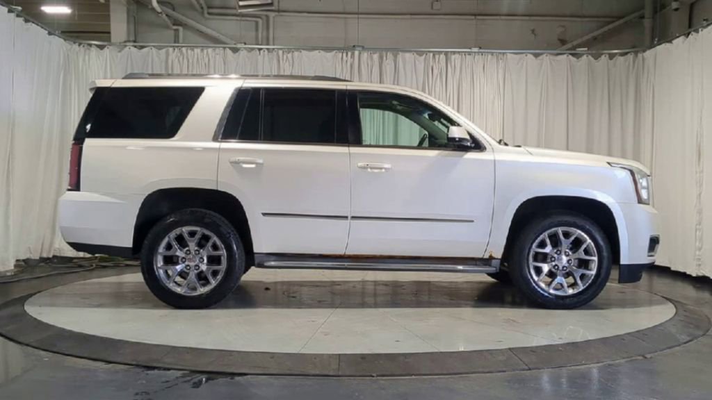 Used 2015 GMC Yukon SLT image 11
