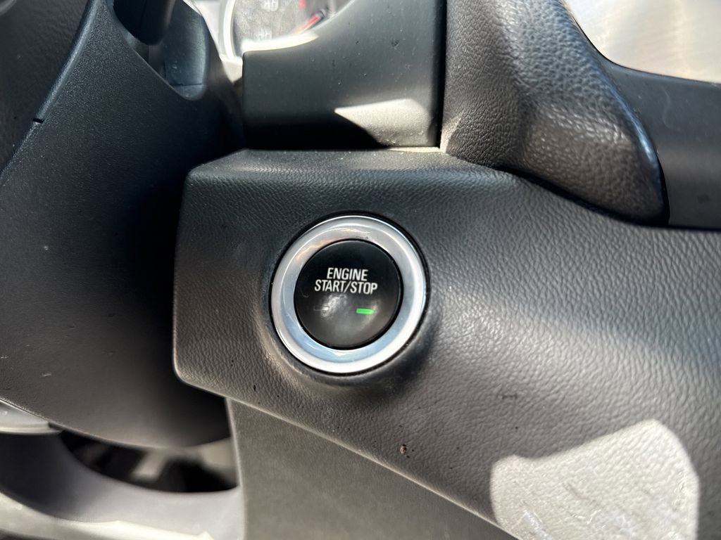 Used 2019 GMC Terrain SLT w/ Preferred Package image 18