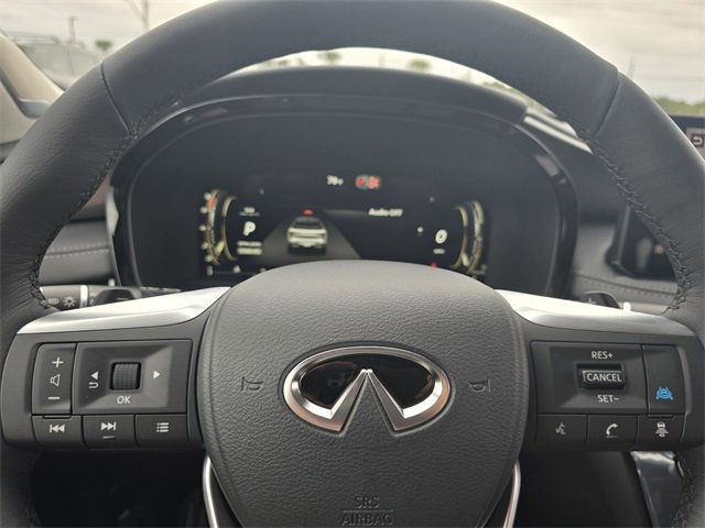 New 2026 INFINITI QX60 Luxe w/ Family Package image 15