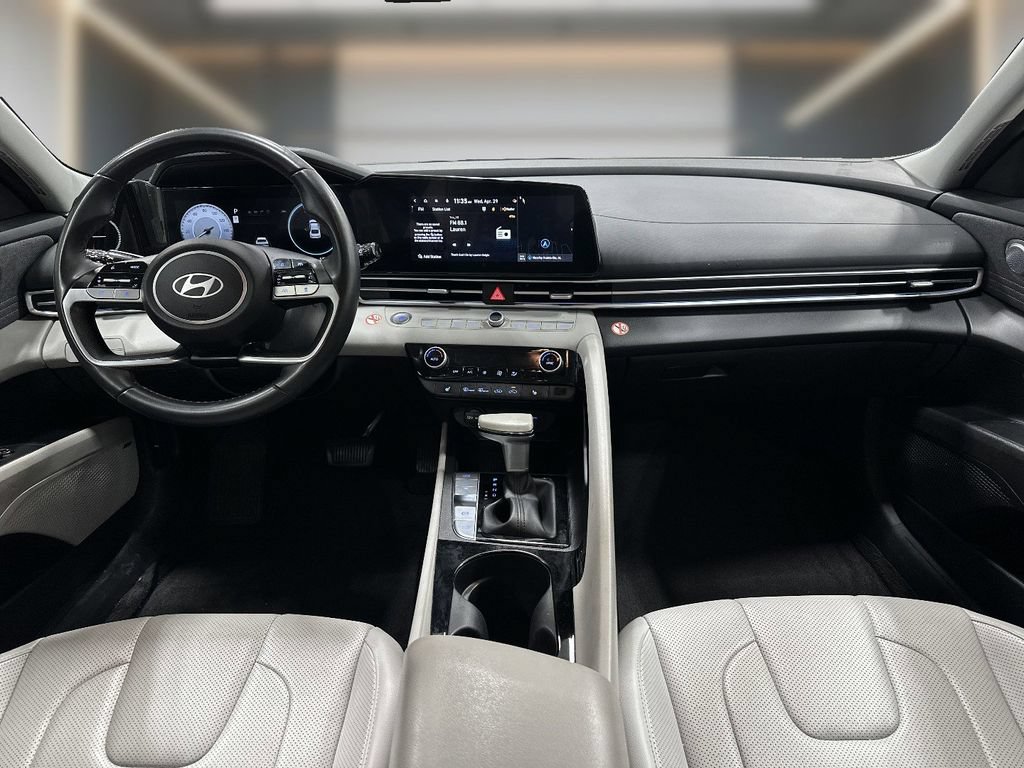 Certified 2024 Hyundai Elantra Limited FWD image 19