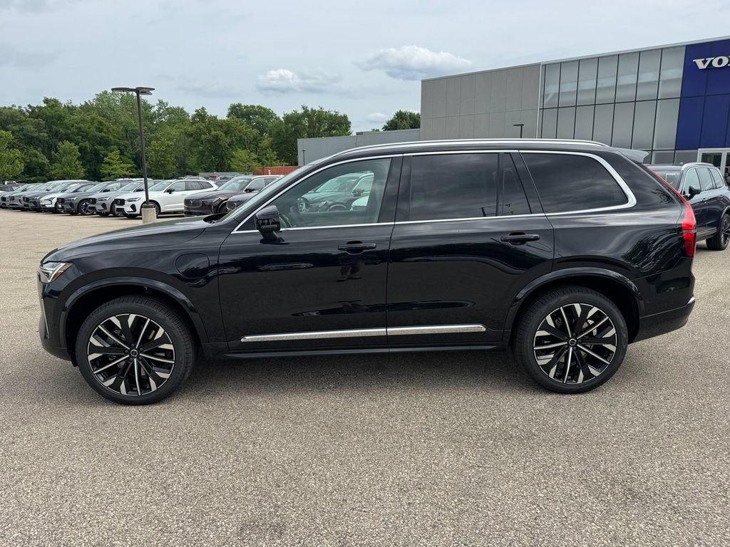 New 2026 Volvo XC90 T8 Plus w/ Protection Package Premier AWD/4WD image 2