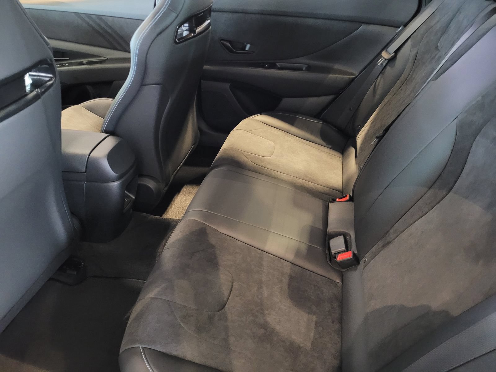 New 2026 Hyundai Elantra N FWD image 8